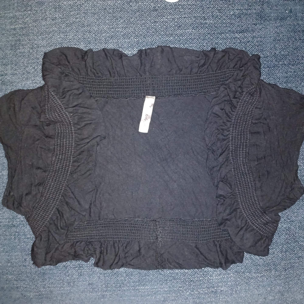Black Ruffled Shoilder Shall Women's Top